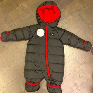 BNWT Jordan Infant snowsuit 6 Months
